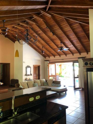 casa el rey in Las Lajas
