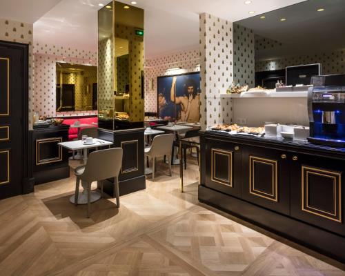 Eiffel Petit Louvre - image 6