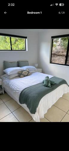 Hinterland Ocean Vista Escape in Maroochy River