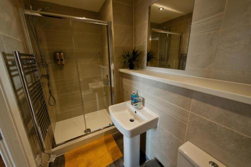 Sidemersey Livings - 2 Bedroom Central Skyline Apartment with views and parking, Liverpool (Foto 9)