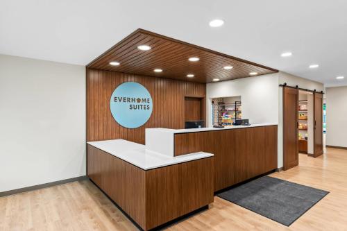 大廳, Everhome Suites Panama City Beach - 30A in 巴拿馬市 (FL)