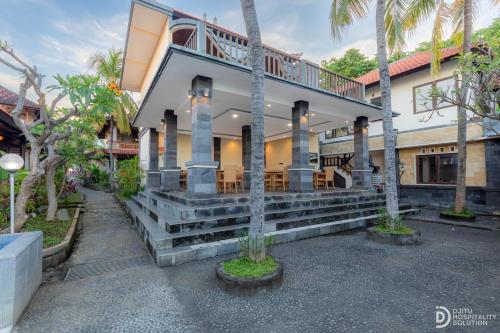 Exterior view, Paradise Palm Beach Bungalows in Tulamben