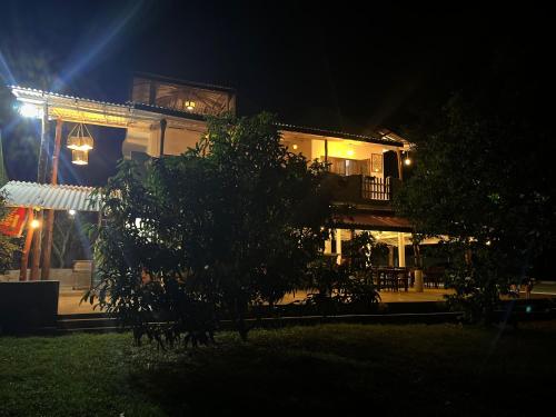 Bella Sunset Point in Embilipitiya New Town