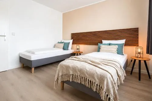 Modernes 2-Raum Apartment für 4 Personen mit Boxspringbetten, vollausgestatteter Küche und Balkon in Halle an der Saale, Deutschland