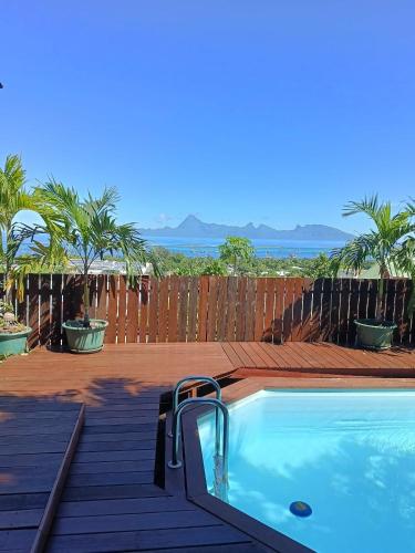 MAISON ZEN avec vue face MOOREA - hébergement à Tahiti