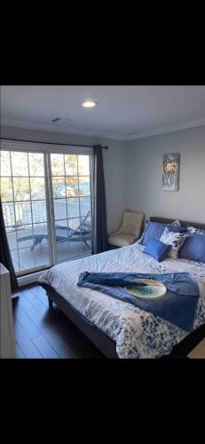 Entire space & family vacation home in Shirley (NY)