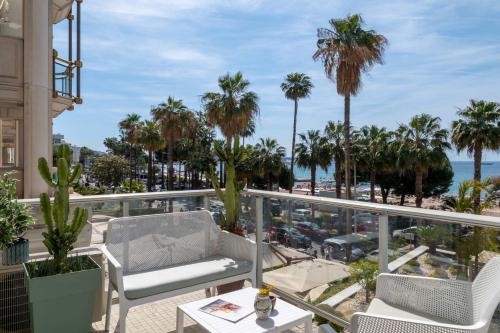 2-Br Bourgeois Apartment Croisette & Sea View - image 3