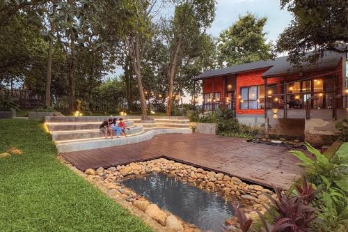 Swimming pool, Tuju Villa Hamparan Syariah in Jonggol