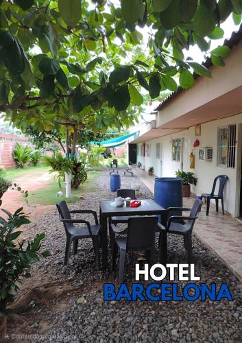 Hotel Barcelona in Curumaní