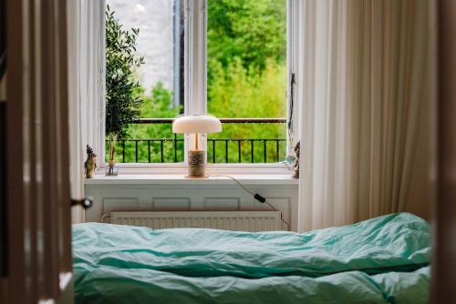 Cozy Apt By The Lakes - image 11