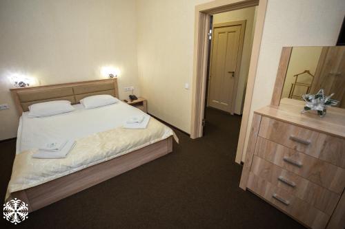 Zima-Leto Hotel - image 2