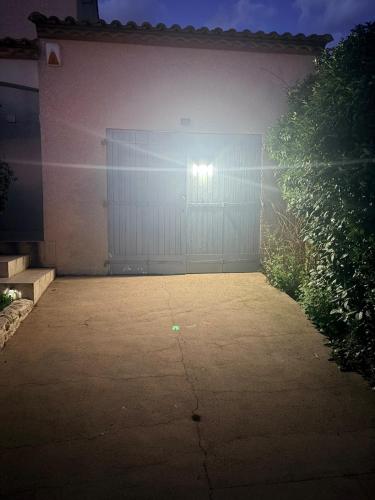Studio avec jardin prive et parking gratuit in Mudaison