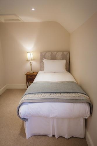 87035406 The Falcon Hotel