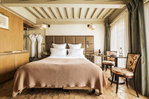 1 queen bed