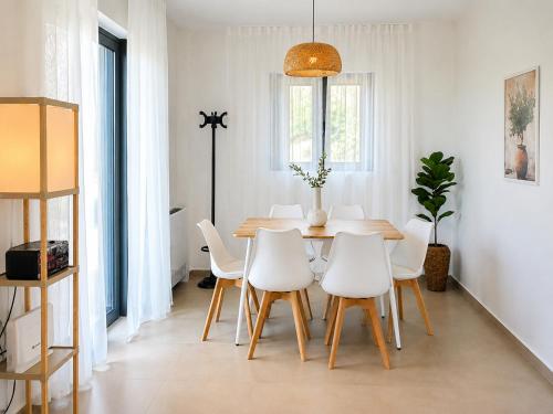 Villa Gala Eretria Family Stay with Sea View, Garden & BBQ in Magoula (Eretria)