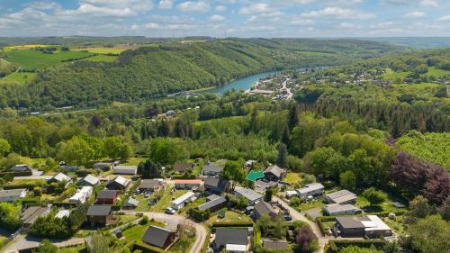 Le Cocon Des Journaux in Heer Sur Meuse