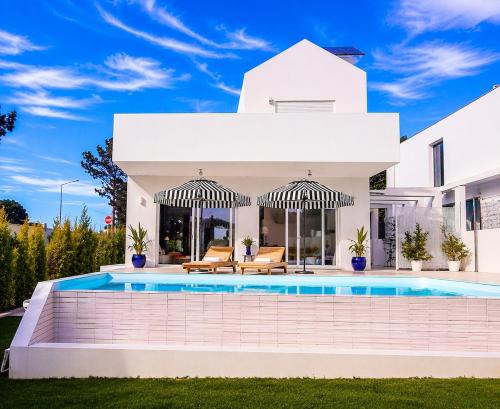 Lagoa Pool House gîte à louer Aiana