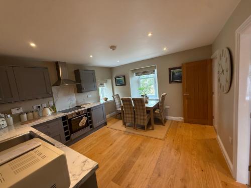 Alt-Na-Slat Cottage in Tomdoun