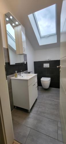 Bathroom, Ferienwohnung in Lohrheim in Oberneisen