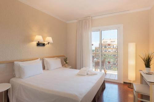 Luna Park Hotel Yoga & Spa in كوستا برافا ي ماريسمى