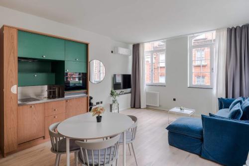 Casa Peppino - Soho -  by Frankie Says - image 9