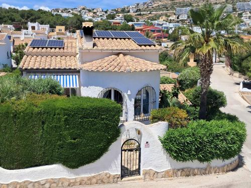 Casita de la Cumbre - comfortable holiday home near Cala Moraig