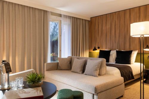 Le Richebourg Hotel, Restaurant & Spa in Восне-Романе