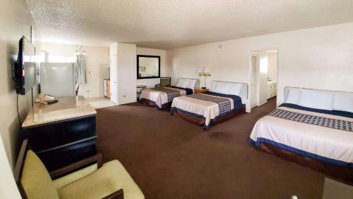Magnuson Hotel Sierra Vista - image 15