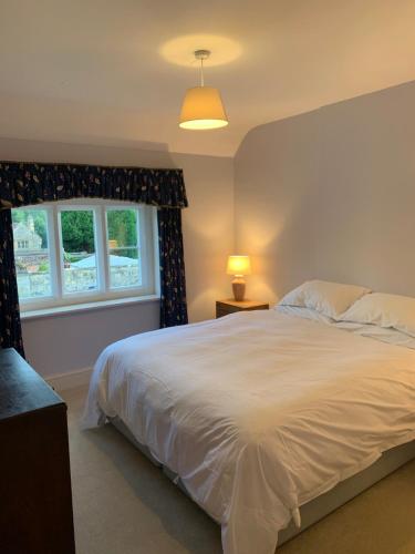 The Lodge, Kifstgate Court in Mickleton