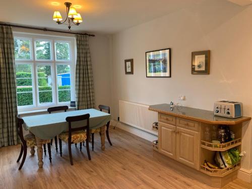 The Lodge, Kifstgate Court in Mickleton