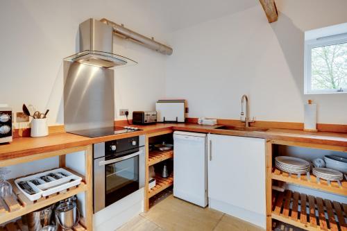 virtuve, The Suites at Pannells Ash in Castle Hedingham