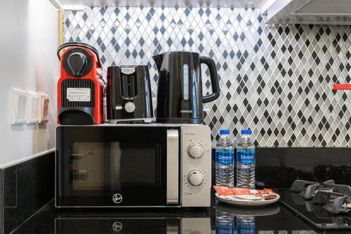 Lux BnB Aykon City I Business Bay - image 10