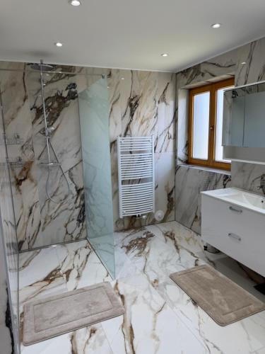 衛浴, Premium Whirlpool Residence JR - Free Parking in 穆茲賀芬