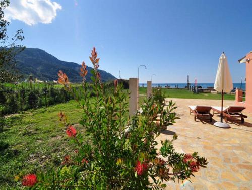  Caramela Beach House in Agios Stefanos