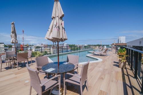 Estudio moderno c/ piscina no rooftop no centro in Other