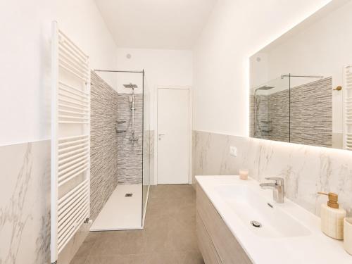 Zuhanyzó, Home Elisabetta 2 - Carraro Immobiliare - Family Apartments in Jesolo