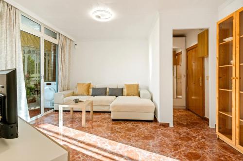 Barceloneta Monthly Beach AC Fiber Wi-Fi