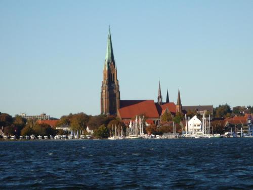 Ferienwohnung am Noor nahe Schleswig und dem Wikingerdorf Haitabu in فاردورف