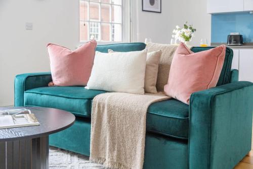 BnBNova - 1BR - Near Carnaby Street & Piccadilly Circus - image 6
