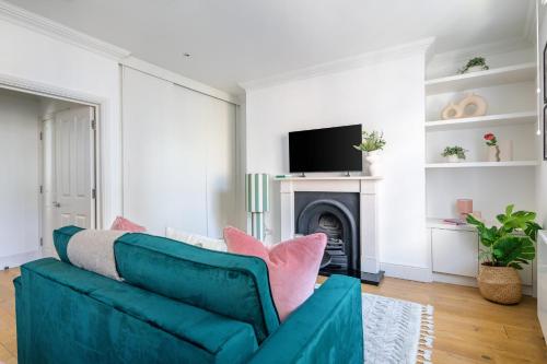 BnBNova - 1BR - Near Carnaby Street & Piccadilly Circus - image 9