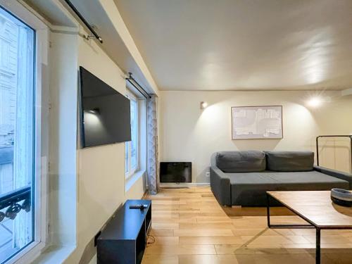 UrbanFlat 89 - Bel Appartement Spacieux de 3 Chambres tout equipe - image 5