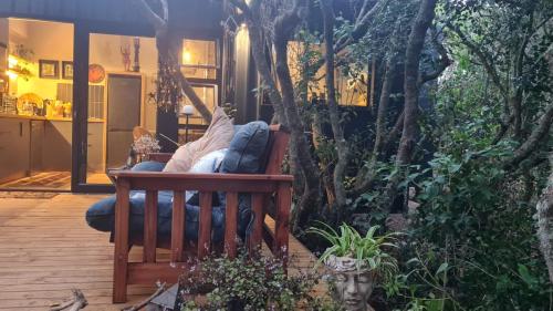 Singbos, Forest Cabin in Kleinbaai in Van Dyks Bay