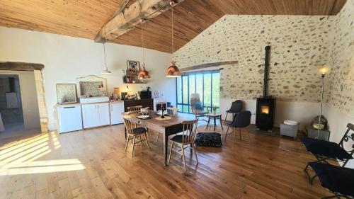 Le Repos des Oliviers in Chasseneuil-sur-Bonnieure