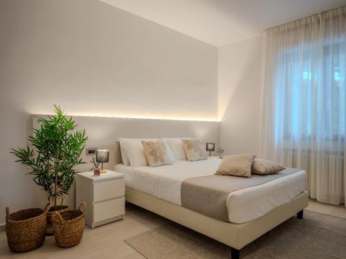 1 queen bed, 1 sofa bed