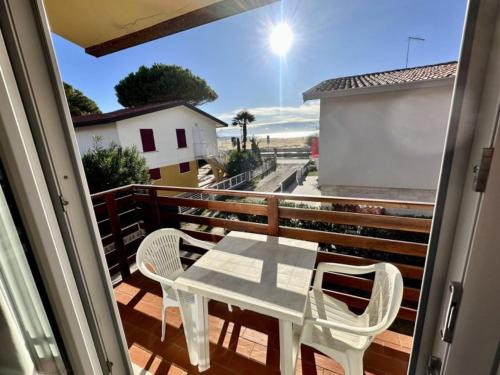 Seafront flat with stunning views
