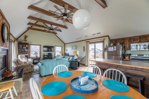 Where Dreams Take Flight - KH MP 2.5, Ocean View, Beach 160 Yds, Pool, Hot Tub, Flex Stays in Kitty Hawk (NC)