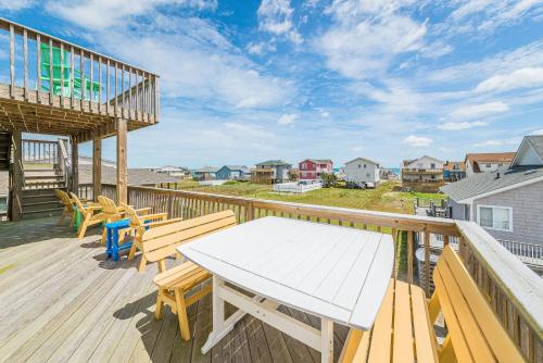 Where Dreams Take Flight - KH MP 2.5, Ocean View, Beach 160 Yds, Pool, Hot Tub, Flex Stays in Kitty Hawk (NC)