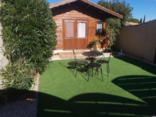 Studio Atypique - Chalet - La Londe Les Maures - Location saisonnière - La Londe-les-Maures