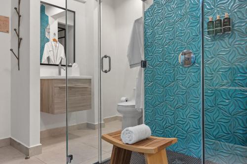 دش, The Weekender Hotel in Loiza