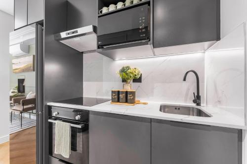 Corner Suite in De Waterkant at the Valour - image 9